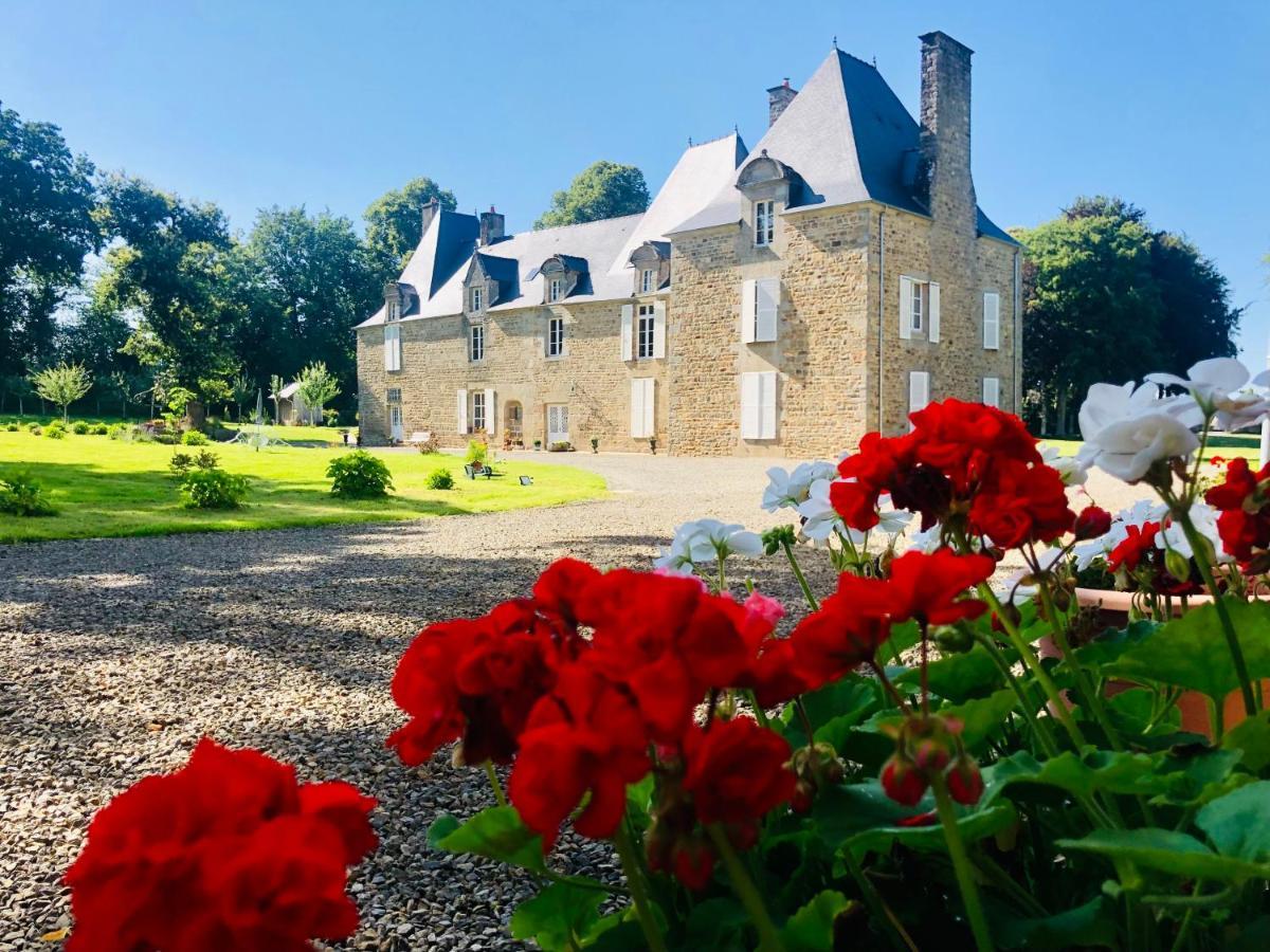 D'hotes Chateau De La Croix Chemin Bed & Breakfast Saint-Leger-des-Pres