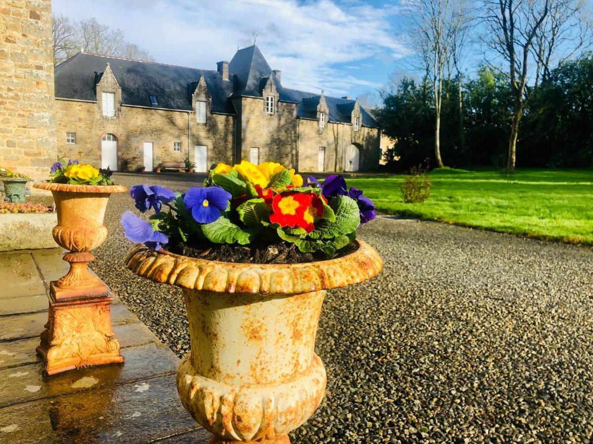 Bed & Breakfast D'hotes Chateau De La Croix Chemin Saint-Leger-des-Pres