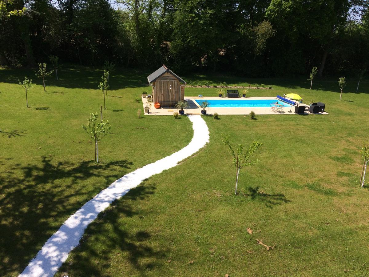 Bed & Breakfast D'hotes Chateau De La Croix Chemin Saint-Leger-des-Pres
