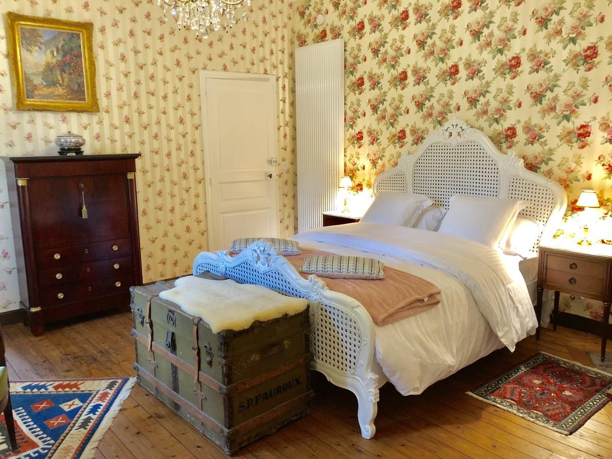 D'hotes Chateau De La Croix Chemin Bed & Breakfast